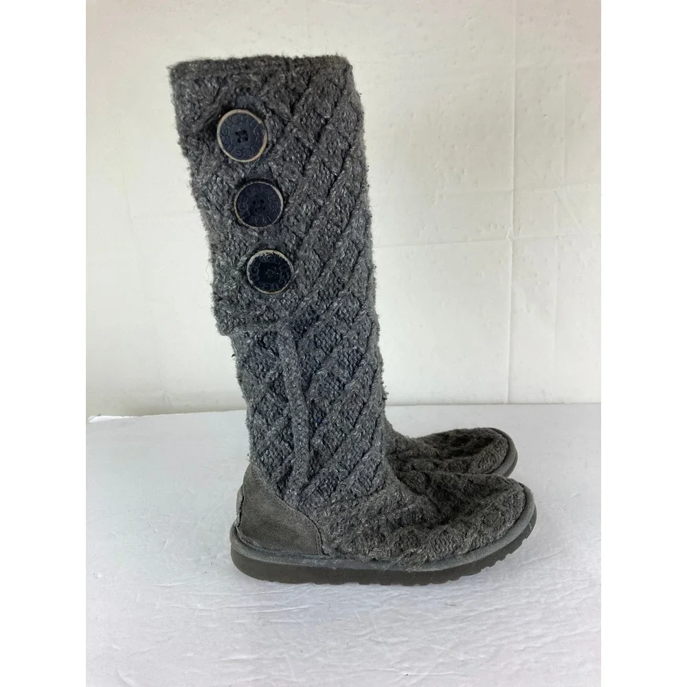 UGG Lattice Cardy Tall Knit Boots Womens 9 Grey Cable Knit Button